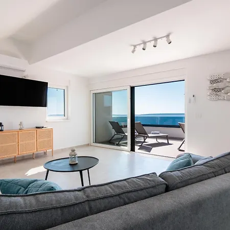 Apartment By The Sea Mandre, Pag - 22606 Kolan